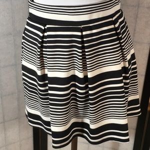 Living Doll black and white pleated mini skirt NWT